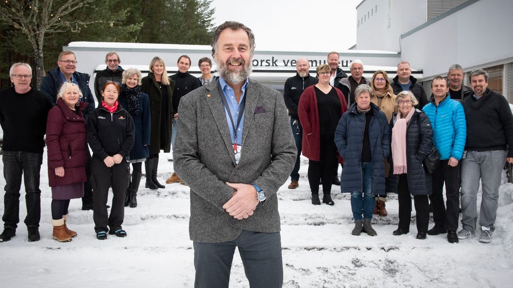 Direktør Geir Atle Stormbringer og staben ved Norsk Vegmuseum.