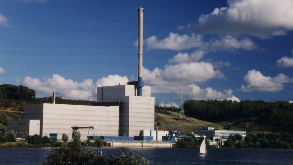 Kjernekraftverket Krümmel i Schleswig-Holstein, Tyskland ble stengt permanent i 2011 etter flere hendelser som kunne ført til alvorlige utslipp.