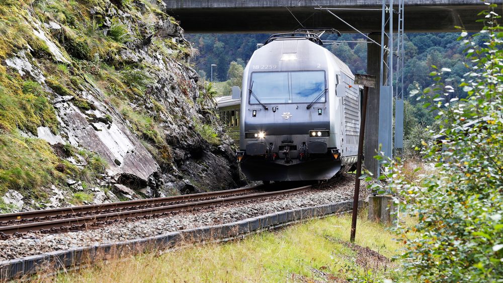 I 2023 skal Bergensbanen være klar med nye digitale signaler. 