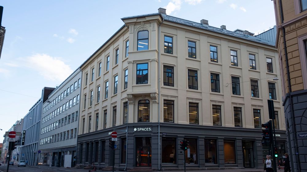 Salesforce Norges kontor på Spaces ved Kvadraturen åpner opp for flere titalls nyansatte mandag 13. juli. Programvaregiganten leier kontorene på kort kontrakt for å kunne skalere opp raskt. 