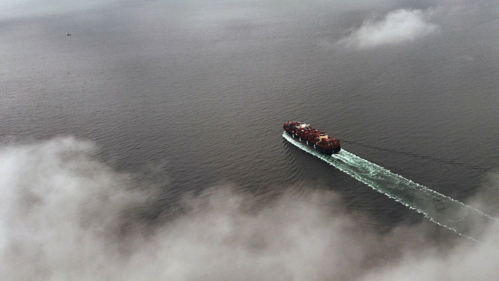Utslippene øker fra shipping-industrien selv om både skipene er blitt mer miljøvennlige, ifølge ny IMO-rapport.
