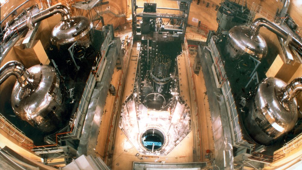 Innsiden av en Mitsubishi-reaktor. Mitsubishi Heavy Industries er en av Ifes kunder som er varslet om forskningsjuks.