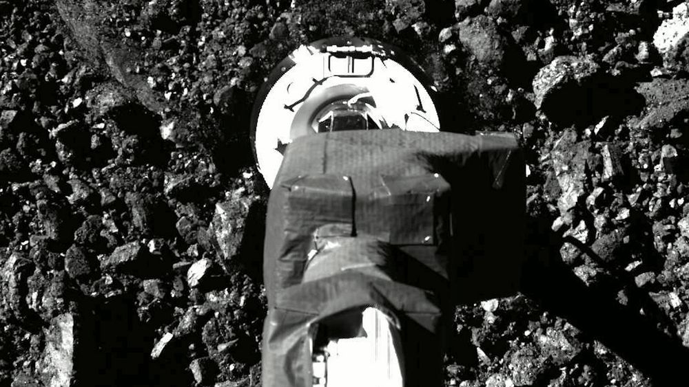 Video av innsamlingsforsøket til romfartøyet Osiris-Rex har styrker troen på en vellykket operasjon på asteroiden Bennu. 