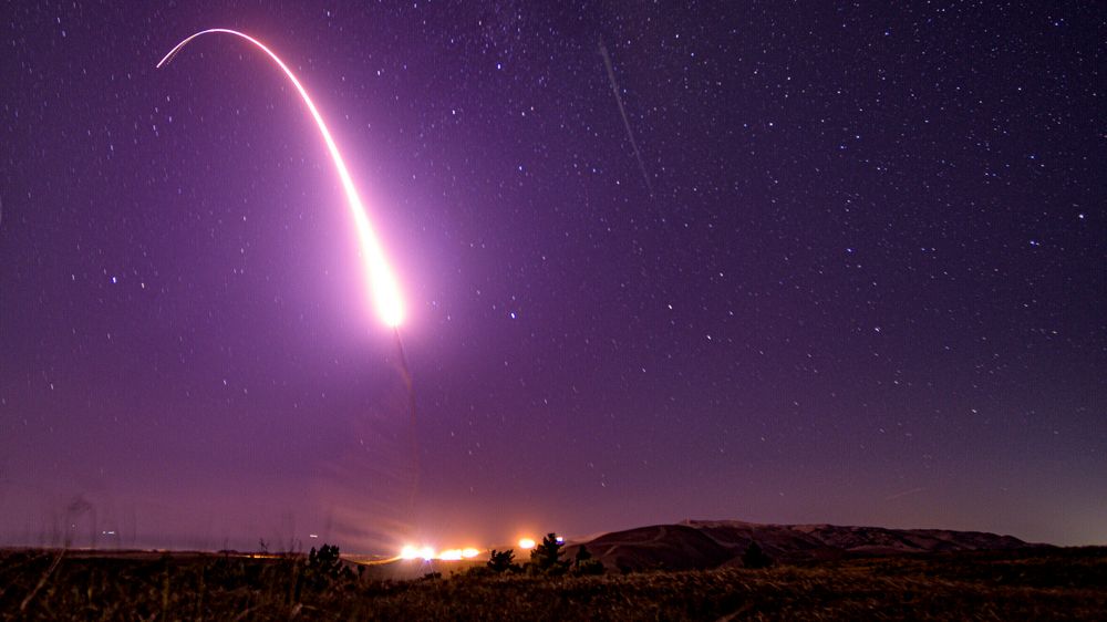 En testutskyting i California i USA av en langtrekkende rakett som kan frakte atomvåpen i oktober 2019. 