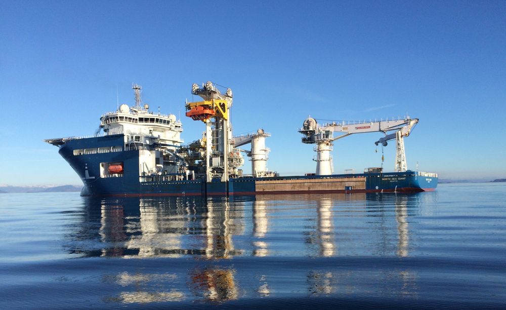 Konstruksjonsfartøyet North Sea Giant er blant fartøyene som har fått støtte til å installere batteri.