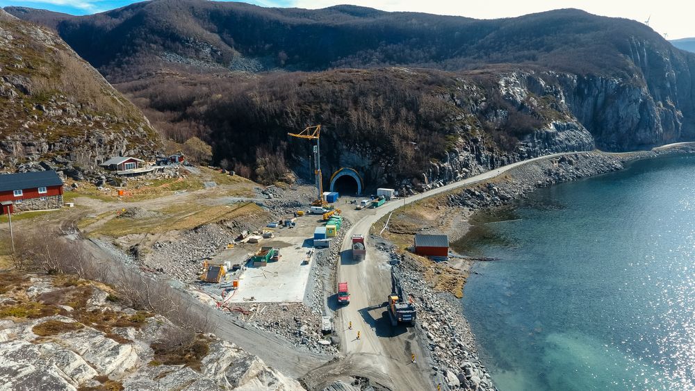 Implenia har i en anelggsperuode på to år bygget de to tunnelen for Trøndelags fylkeskommune