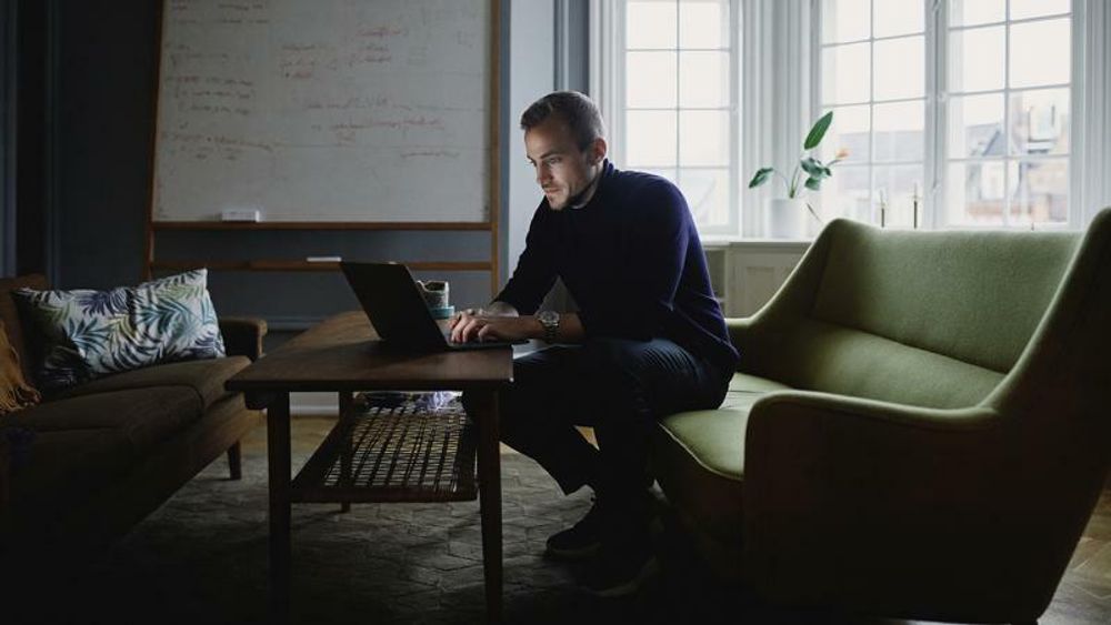 Lars Maasøe er programvareingeniør og Ph.D. innen maskinlæring og for fire år siden var han med å starte selskapet Corti, som jobber med beslutningsstøtte for håndtering av nødanrop.
