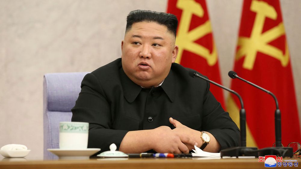 Nord-Korea og Kim Jong-un anklages for å ha forsøkt å hacke Pfizer.