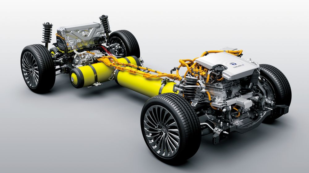 Toyota får indirekte knallhard kritikk av konkurrenten Volkswagen, for selskapets satsing på hydrogenbilen Mirai.