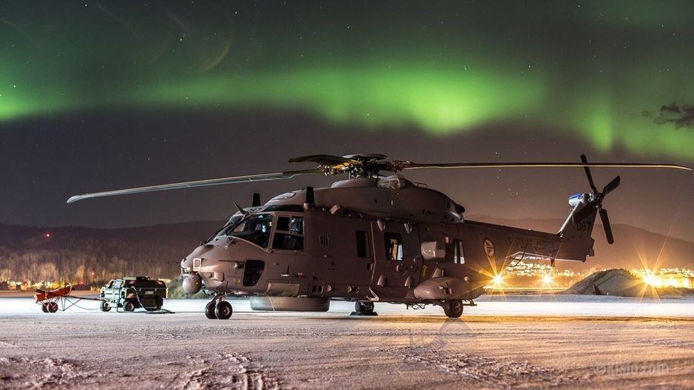 Et av de 11 NH90-helikoptrene som så langt er levert til Norge. Helikoptrene krever for mye vedlikehold til at de er i nærheten av å kunne levere nok flytimer til både Kystvakt og fregatter.