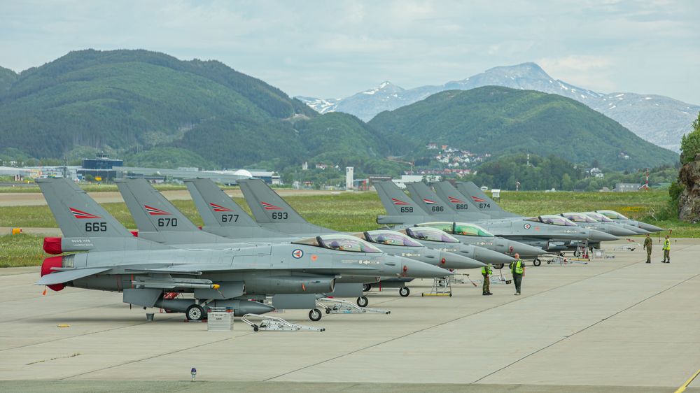 F-16 på Bodø flystasjon under ACE-21.
