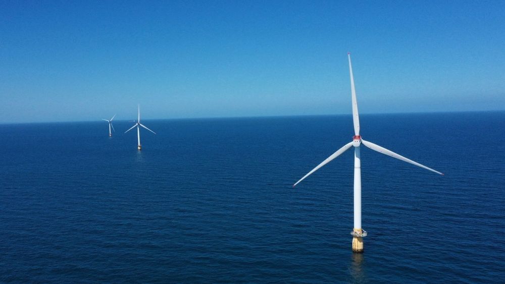 Fra før har Equinor den flytende havvindparken Hywind Skottland. Nå har de lagt inn bud om å få bygge mer havvind i landet. 