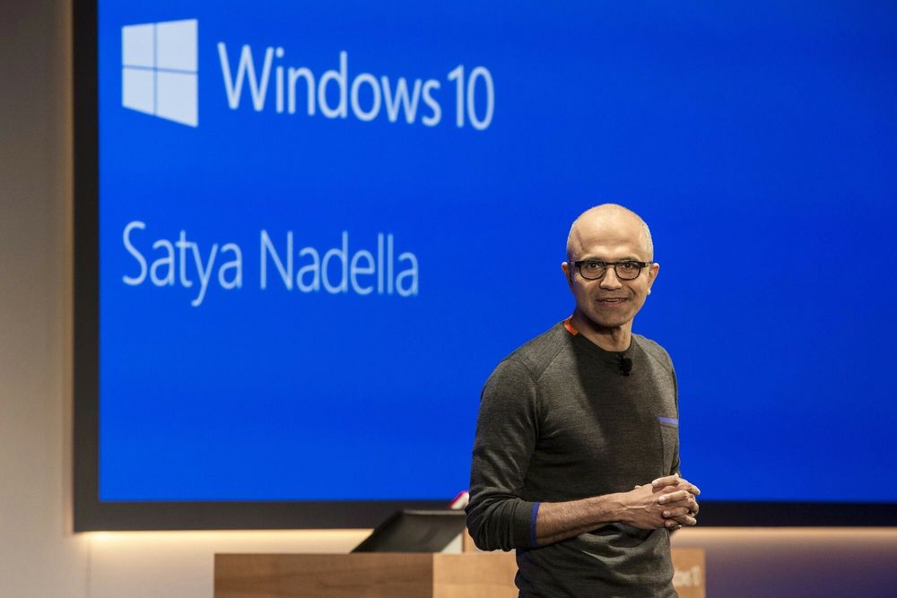 Microsoft-sjef Satya Nadella har holdt mange foredrag om Windows 10 som ble offisielt lansert 29. juli 2015.