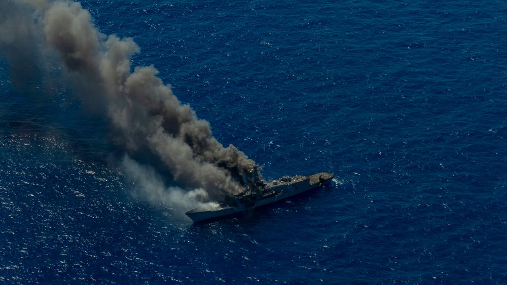 USS Ingraham hadde rollen som blink under Sinkex-delen av LSE21, og ble blant annet truffet av to NSM.