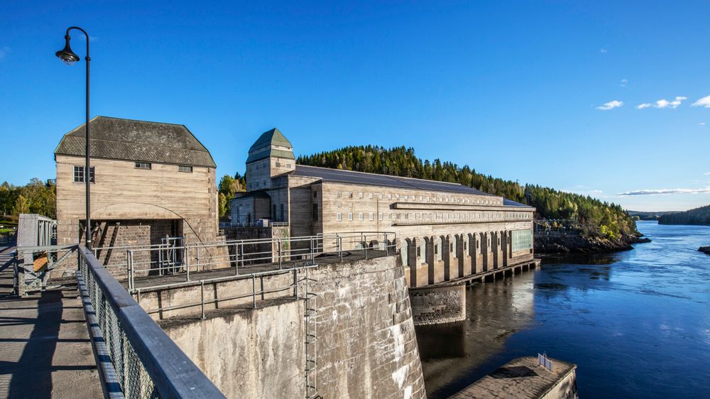 Anslagene for hvor mye strøm Norge kan produsere ved å oppgradere og utvide eksisterende vannkraftverk, varierer. Dette er Solbergfoss kraftverk i Askim.