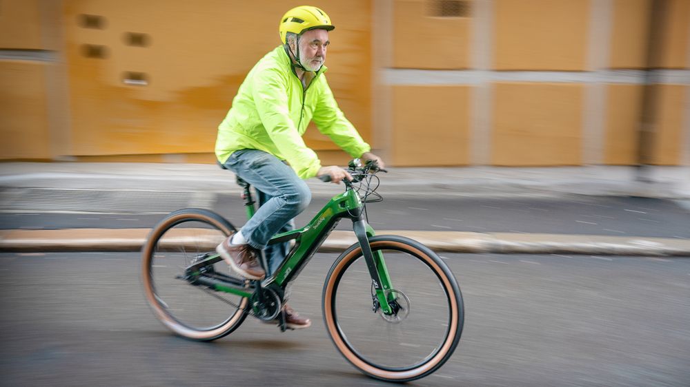 Frankrike har som mål å øke antall sykkelreiser med en tredjedel, og staten tilbyr støtte til kjøp av elsykkel. I Norge er det opp til enkeltkommuner om de vil innføre lignende ordninger. I Oslo kommune, der bildet er tatt, er pengene brukt opp for i år.