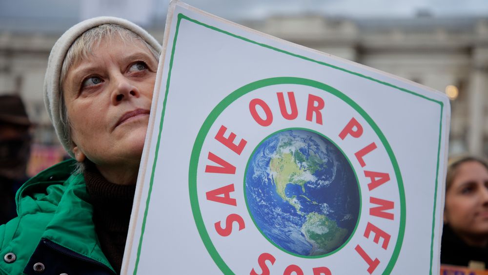 Verdens utslipp av klimagasser er igjen på vei opp. I Glasgow forhandler land om klimakutt under COP26.