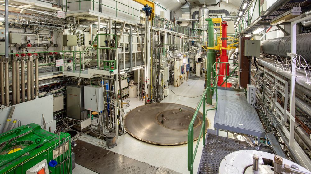 Reaktorhallen i Halden, der enkelte forskningsprosjekter ble manipulert, ifølge Institutt for energiteknikks granskning.