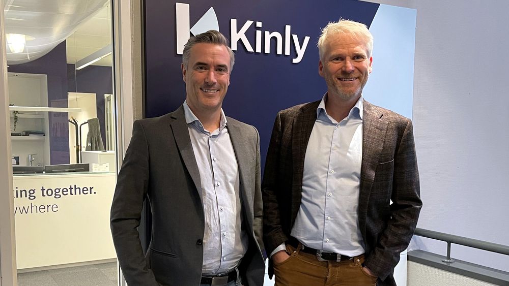 Jens Haviken (til h.) tar over som norgessjef i Kinly. Tom Martin til venstre i bildet fortsetter som leder for selskapets virksomhet i Nord-Europa.