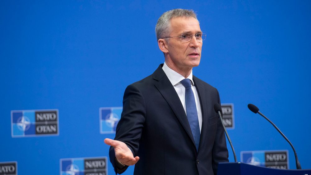 Natos generalsekretær Jens Stoltenberg løfter klima høyere på dagsordenen i Nato. 
