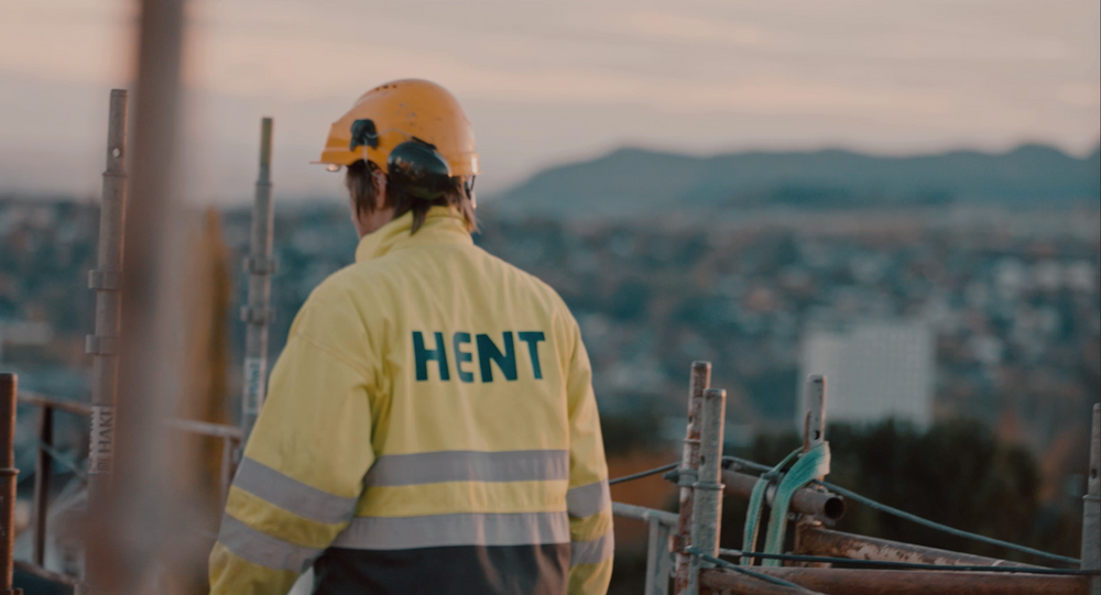HENT er en av Norges største totalentreprenører innen bygg og anlegg. Sikkerhet, fleksibilitet og skalerbarhet var viktige stikkord da de skulle velge ny nettverksløsning. 