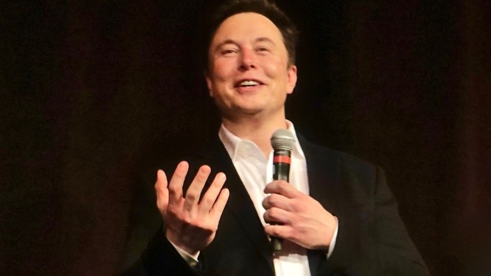 Elon Musk har store planer for Twitter, og nå har noen av dem tilsynelatende blitt lekket. Bildet er fra en annen anledning.