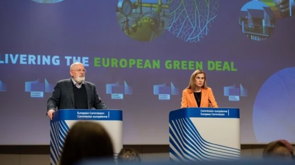 Kommisjonens visepresident Frans Timmermans og energikommissær Kadri Simson presenterte Repower EU.