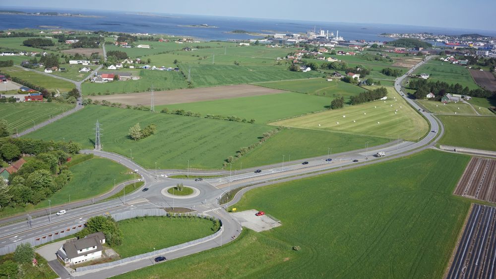 Den nye firefelts riksveien skal bygges fra Sør-Tjora til Kontinentalvegen i Sola kommune.                          