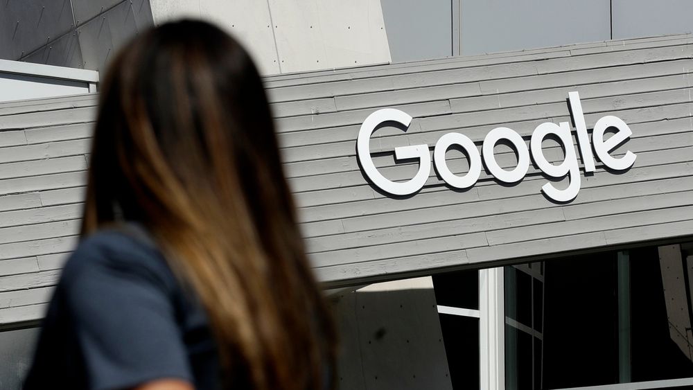 Google har inngått forlik etter at en gruppe kvinner gikk til sak og sa de fikk lavere stillinger – og dårligere lønn – enn menn med tilsvarende kvalifikasjoner.