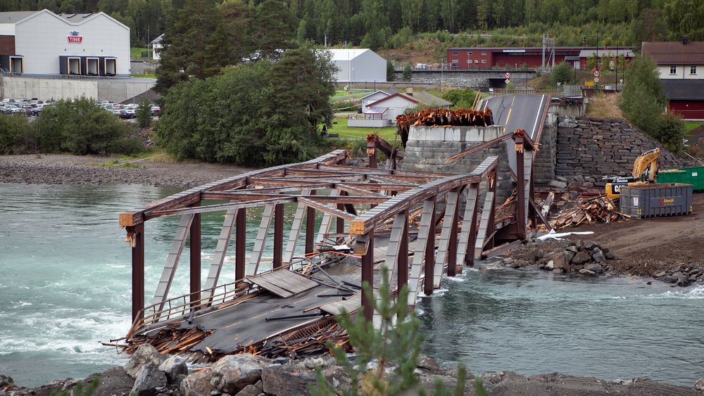Tretten bru kollapset mandag 15. august 2022.