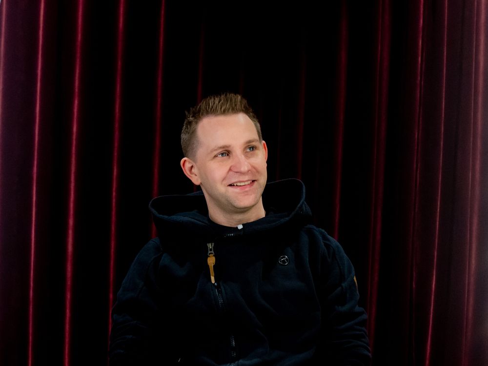 Max Schrems har for tredje gang vunnet en sak mot Meta. Bildet er tatt under Forbrukerkonferansen i 2022.