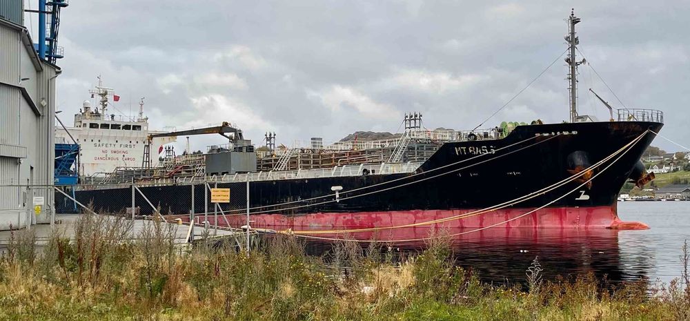 Kjemikalieskipet «Bass» til kai i Egersund. Skipet er 141 meter langt og bygget i 2009. Det er på 19.900 dødvekttonn, seiler med vietnamesisk flagg og eies av Mi-Das Line SA. 