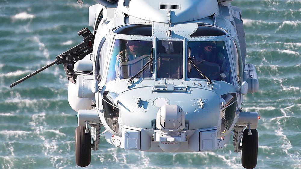 Danmark anskaffet MH-60R Seahawk for ti år siden. Norge vurderte i 2012 og 2017 å følge etter i samme spor, og det er trolig at dette omsider nå blir vedtatt å være den framtidige løsninga, i hvert fall for fregattvåpenet.