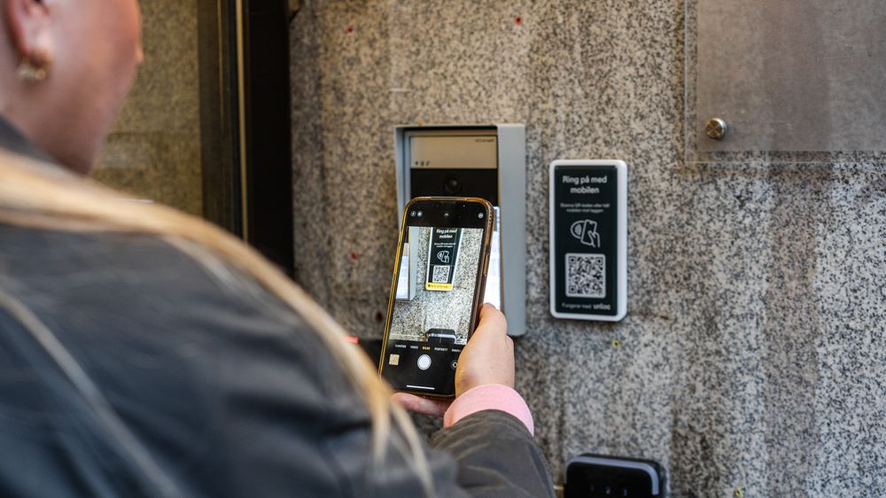 Appen gjør at du kan skanne en QR-kode og ringe på med mobilen.