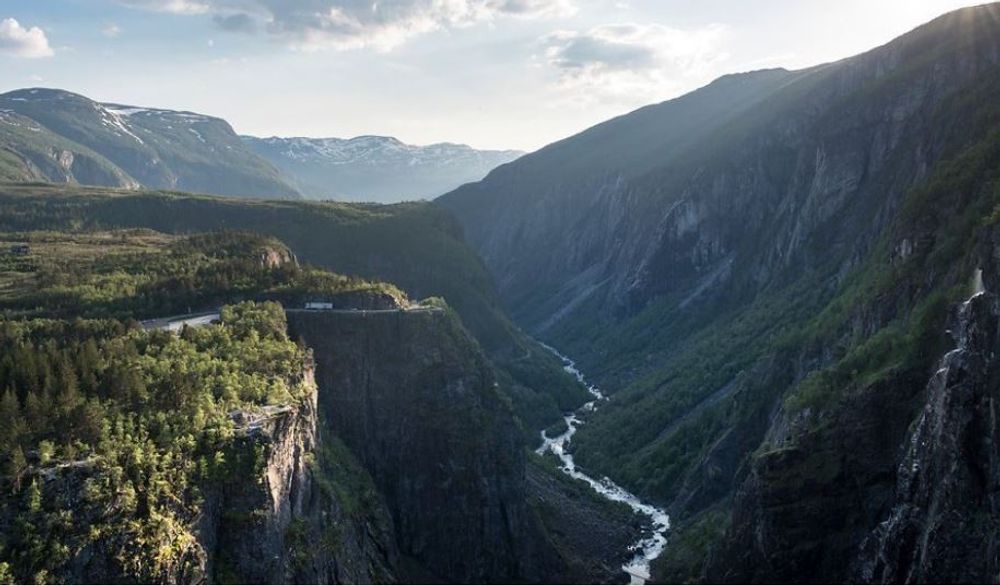 Vøringsfossen: En av Norges mest besøkte turistattraksjoner.