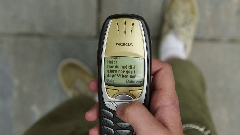 SMSen fyller 30 år. Lenge var SMS-sending det morsomste man kunne gjøre på en mobiltelefon.