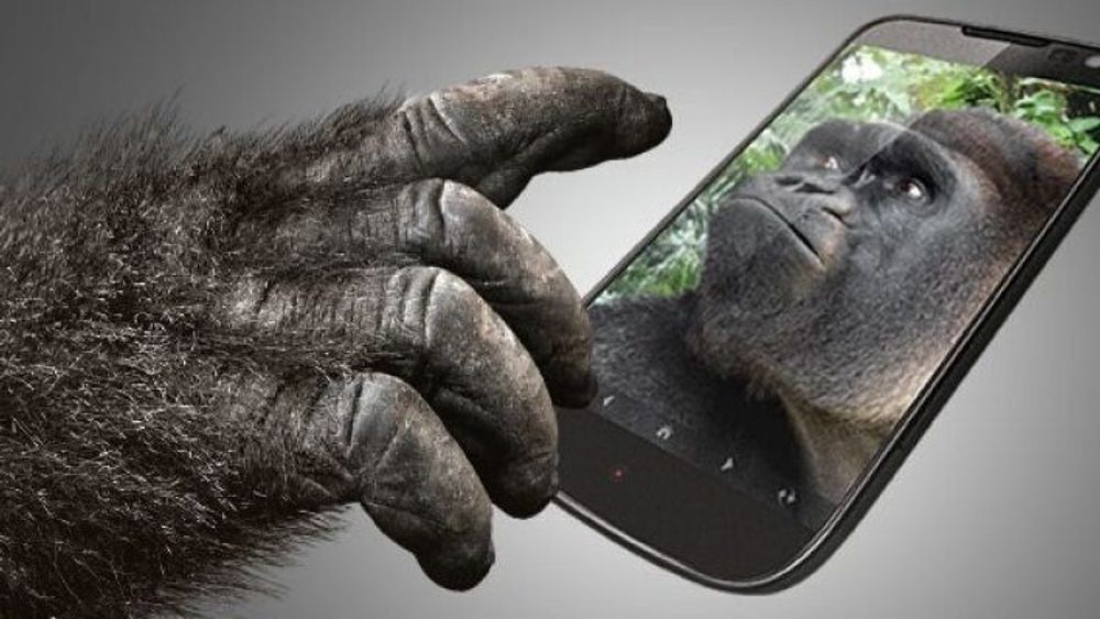 Gorilla Glass Victus 2 er den mest ripe- og knusningssikre varianten av skjermglass Corning har lansert. Dette er sånn de selv lanserer glasset.