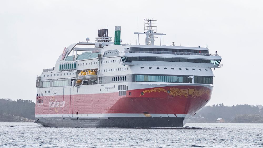 MS Stavangerfjord er et av de to skipene som nå tas midlertidig ut av drift.