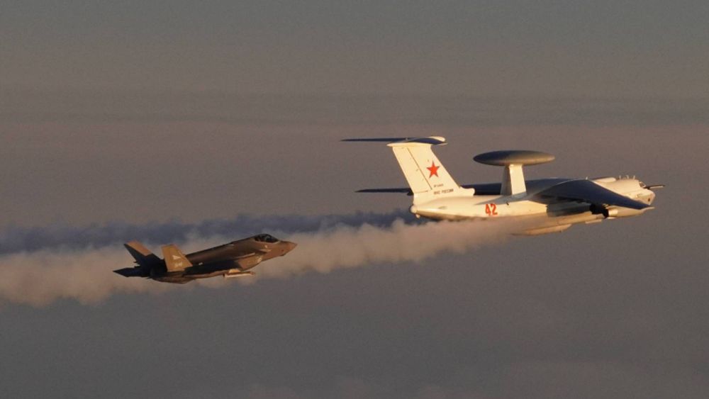 Det første skarpe oppdraget for F-35A, cirka fire uker etter at de overtok QRA-beredskapen fra Evenes var å identifisere dette russiske A-50-flyet 2. februar 2022.