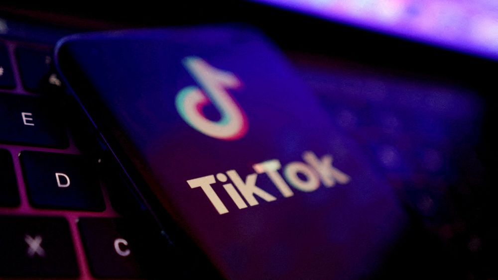 Telenor, Stortinget og flere kommuner innførte forbud mot Tiktok på jobbtelefoner i går.