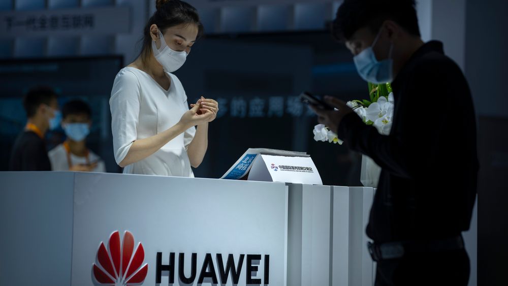 Kinesiske Huawei går fortsatt med solid overskudd, men det var langt mindre i 2022 enn året før.