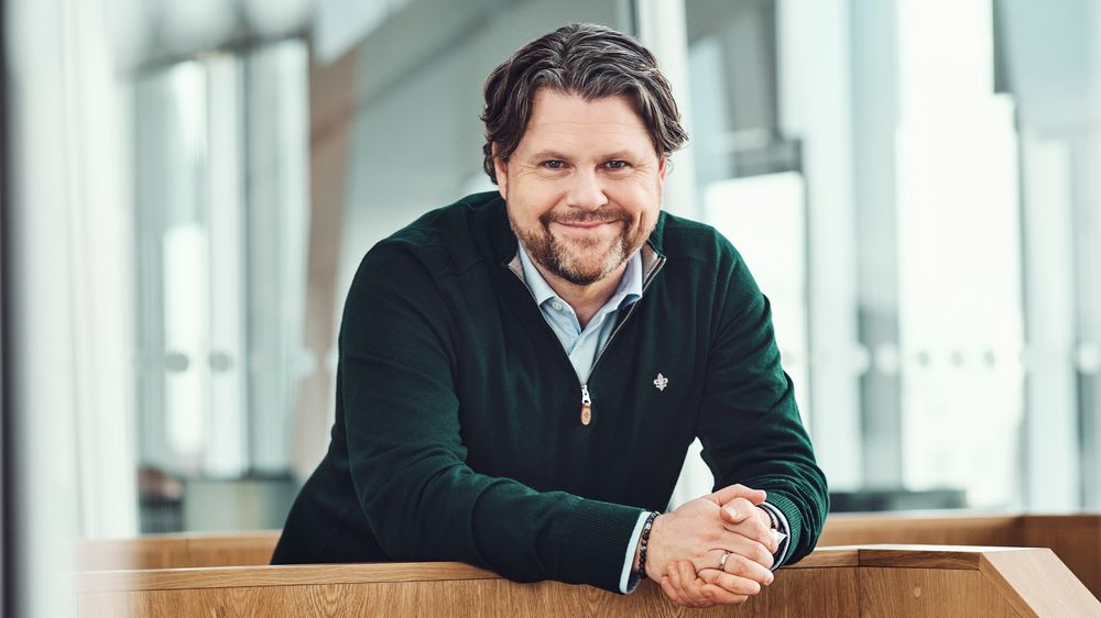 Pål Rune Kaalen, leder for privatmarkedet i Telia Norge, gleder seg over at antallet kunder som har tegnet selskapets X-abonnementer med ubegrenset data, har rundet 200.000.