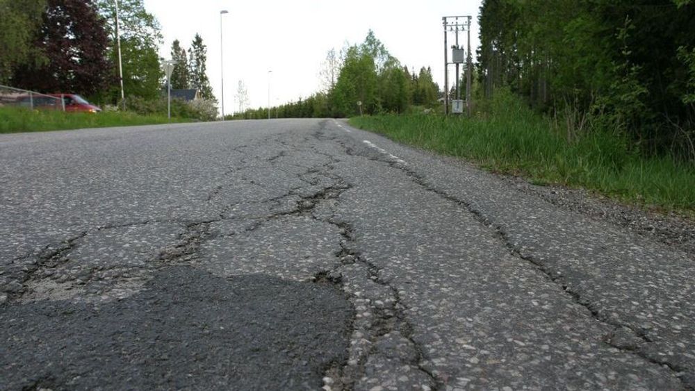 Veimyndighetene bruker over 18 milliarder kroner på å drifte og vedlikeholde veinettet i Norge.