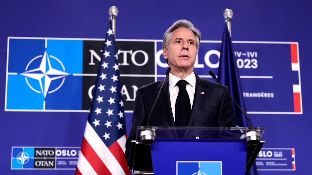  USAs utenriksminister Anthony Blinken på en pressekonferanse på Nasjonalmuseet i Oslo etter Natos uformelle utenriksministermøte.