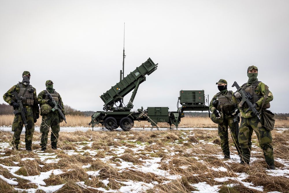 En luftvernstridsgruppe fra Luftvärnsregementet (Lv 6) med Luftvärnssystem 103 (MIM-104 Patriot) på en øvelse i Gøteborg i 2023.