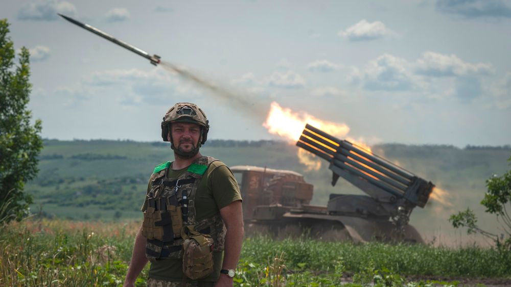 Ukraina har mottatt store mengder våpen og ammunisjon fra Vesten, men forsøker nå å lokke vestlige våpenprodusenter til å etablere seg i landet. Ingen tør og viser til at risikoen er for høy.