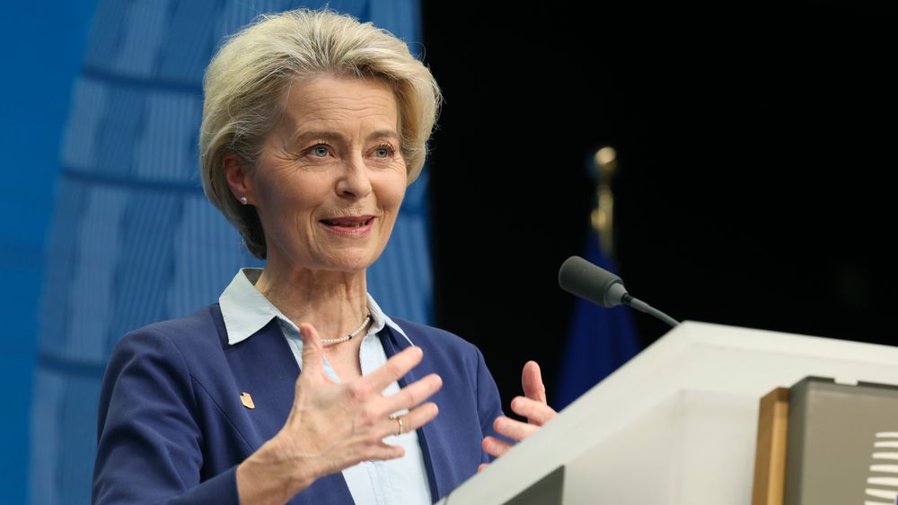 USA har nå oppdatert sitt regelverk når det gjelder tapping av data, og EUs innbyggere er derfor tryggere, mener EU-kommisjonens leder Ursula von der Leyen.