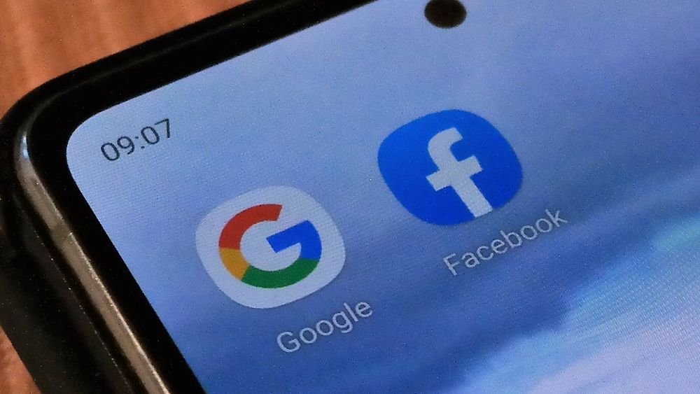Facebook og Google betalte lite skatt til Norge i fjor.
