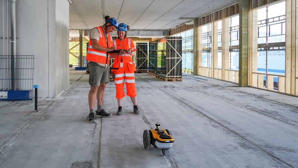 Ole Martin Aune Nilsen og Annie Samuelsen i Skanska ble positivt overrasket over printerens nøyaktighet og kapasitet.