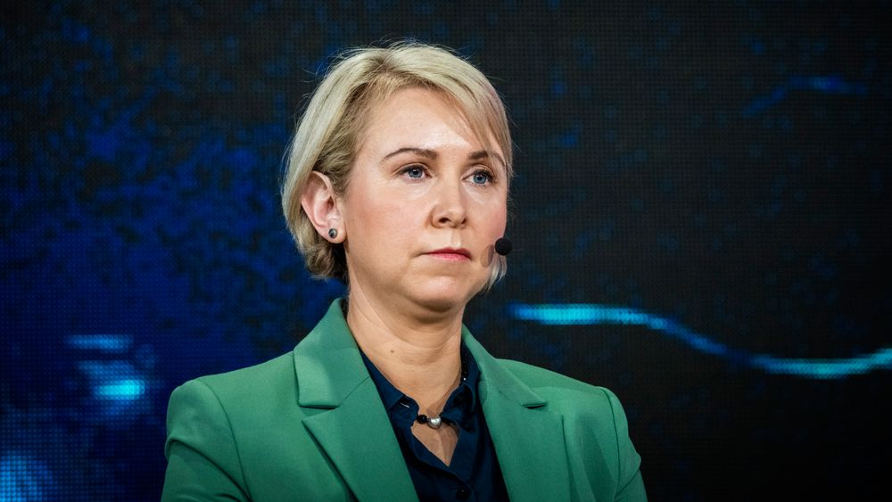 Sofie Nystrøm er sjef for nasjonal sikkehetsmyndighet, der alle ansatte etter en rutinesvikt fikk tilgang til detaljerte vurderinger om søkere til nye stillinger. 